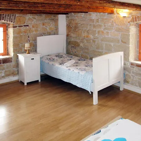 Gortan - Kst102 Apartamento *